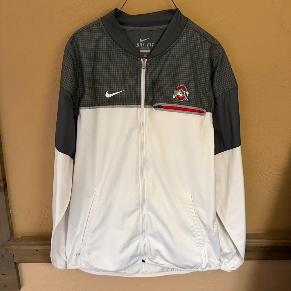 Ohio State Nike Jacket! Go Bucks baby!!